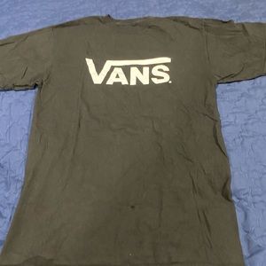 VANS Black T-shirt w minor damage